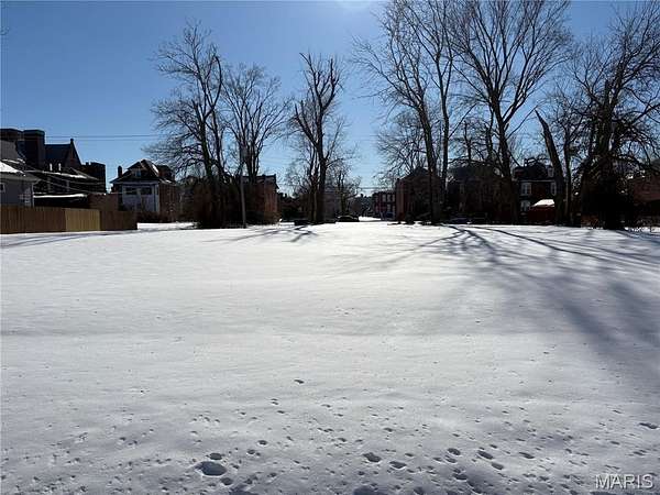0.1 Acres of Residential Land for Sale in St. Louis, Missouri
