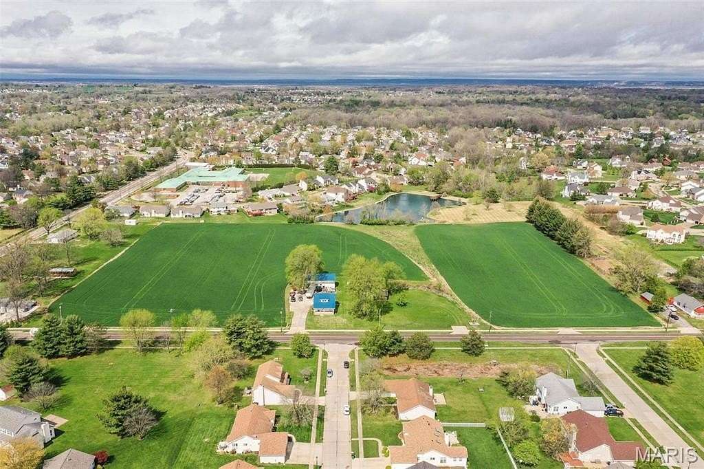 11.4 Acres of Mixed-Use Land for Sale in Florissant, Missouri