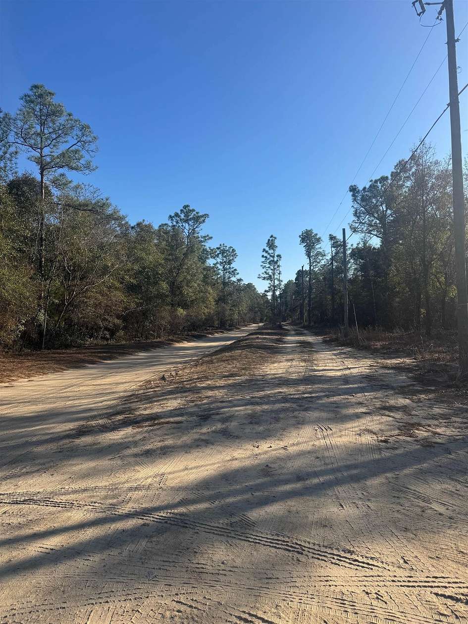 0.98 Acres of Residential Land for Sale in Tallahassee, Florida