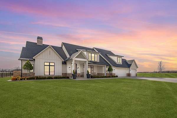 29 Acres of Agricultural Land with Home for Sale in Norman, Oklahoma