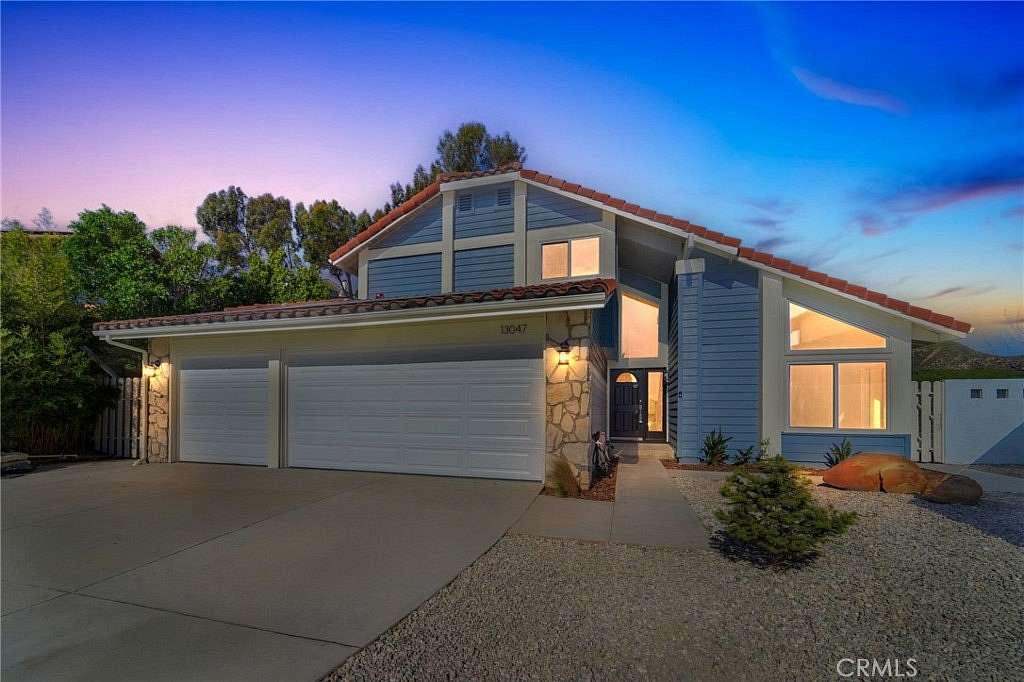 2.15 Acres of Residential Land with Home for Sale in Granada Hills, California