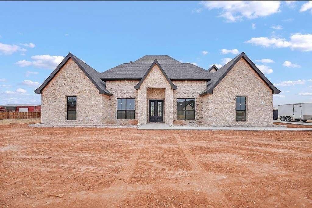 1.5 Acres of Land with Home for Sale in Midland, Texas