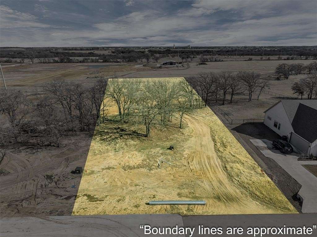 1.14 Acres of Residential Land for Sale in Tolar, Texas