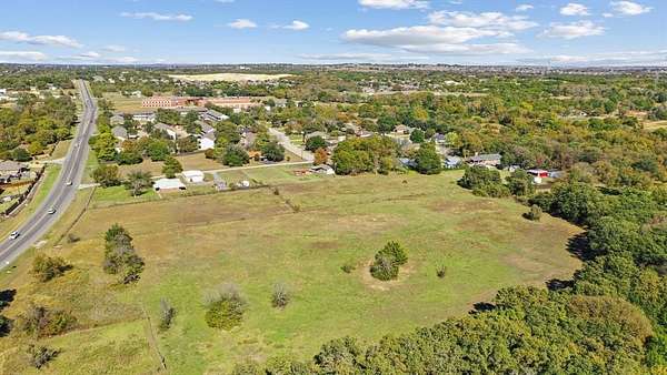 10 Acres of Mixed-Use Land for Sale in Weatherford, Texas