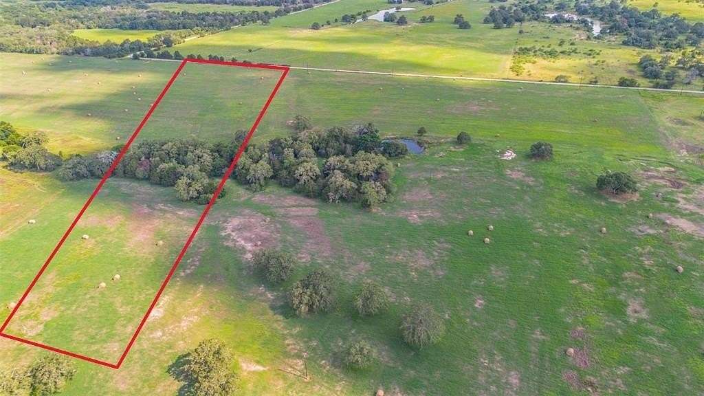 12 Acres of Land for Sale in Smithville, Texas