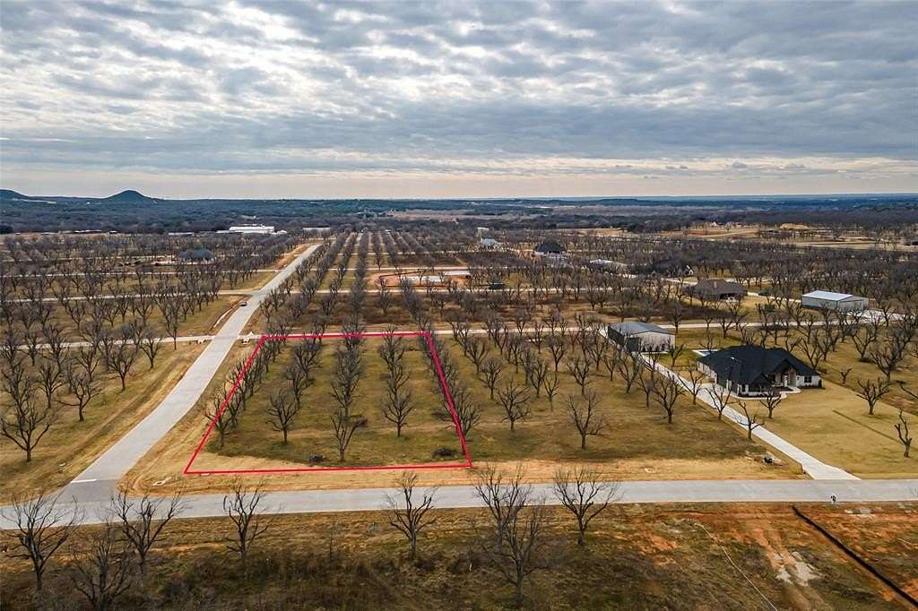1.5 Acres of Residential Land for Sale in Granbury, Texas
