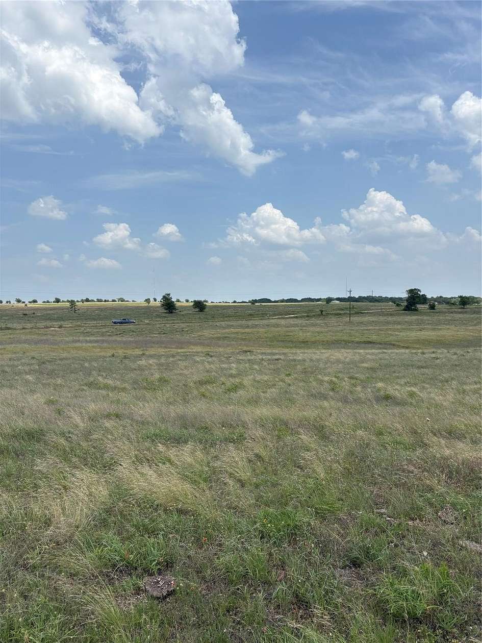 1.2 Acres of Residential Land for Sale in China Spring, Texas