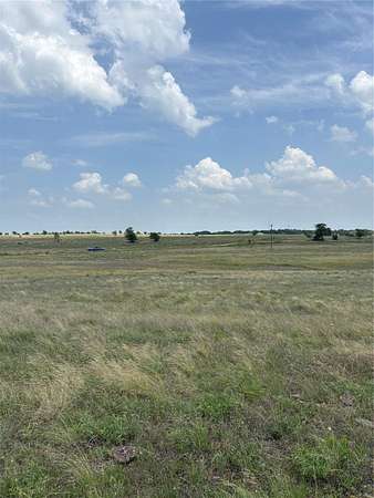 1.2 Acres of Residential Land for Sale in China Spring, Texas