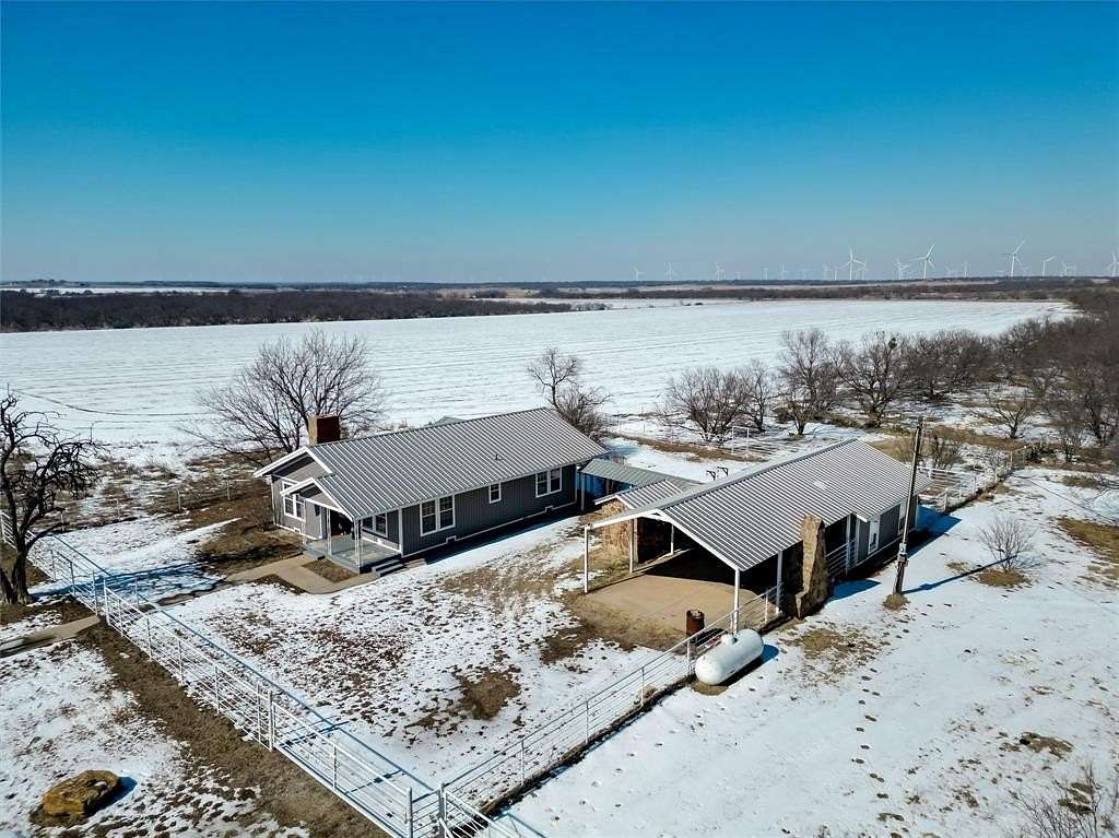 19.5 Acres of Recreational Land with Home for Sale in Jacksboro, Texas