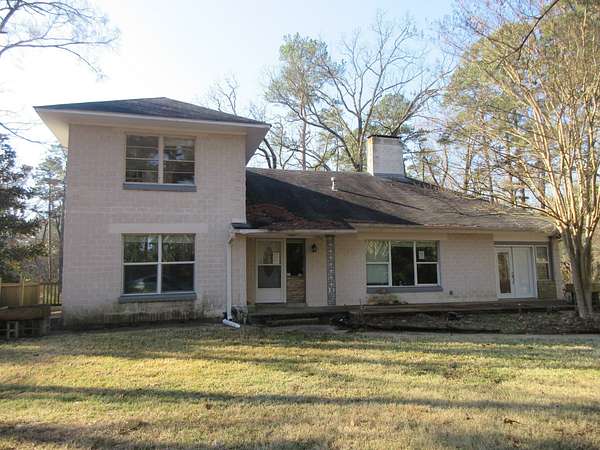 3.78 Acres of Land with Home for Sale in Shreveport, Louisiana