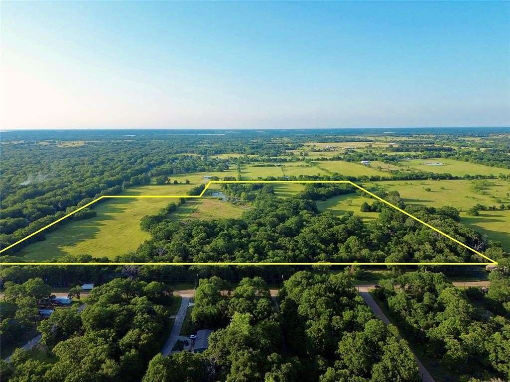 32 Acres of Recreational Land & Farm for Sale in Mabank, Texas