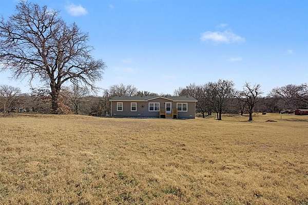 1.54 Acres of Residential Land with Home for Sale in Paradise, Texas