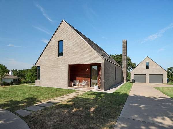 2.38 Acres of Land with Home for Sale in Oklahoma City, Oklahoma