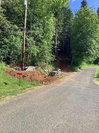 0.48 Acres of Land for Sale in Glendale, Oregon