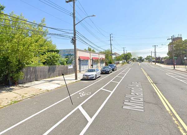 0.09 Acres of Mixed-Use Land for Sale in Staten Island, New York