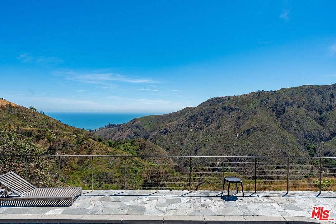 0.44 Acres of Residential Land for Sale in Pacific Palisades, California