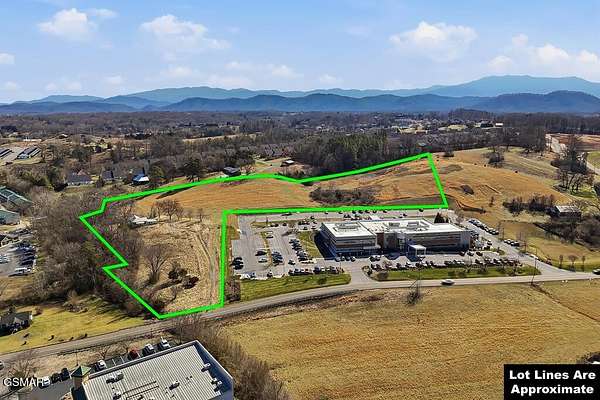 11.9 Acres of Commercial Land for Sale in Sevierville, Tennessee