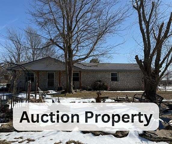 2.62 Acres of Residential Land with Home for Sale in Oologah, Oklahoma