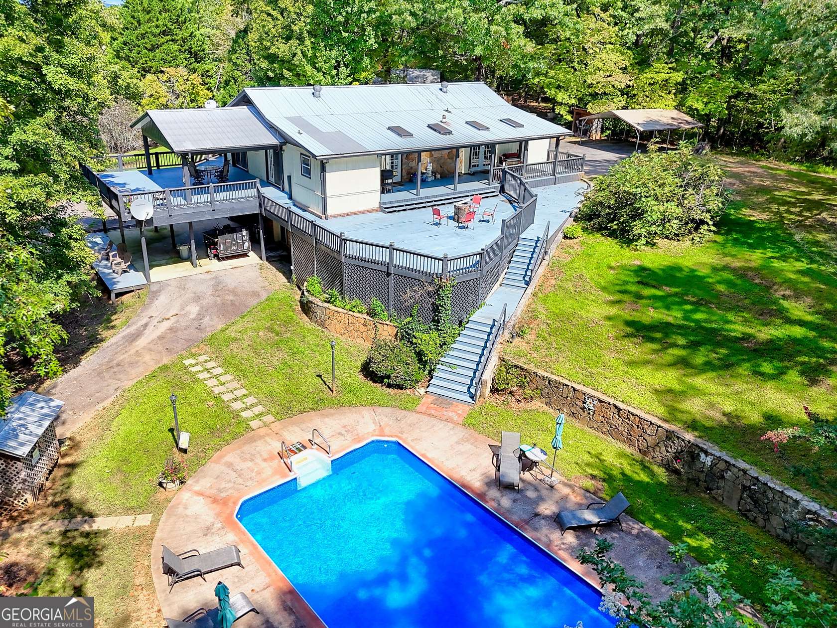 6.34 Acres of Land with Home for Sale in Lakemont, Georgia