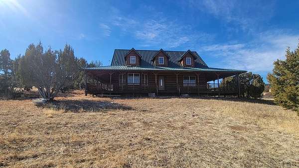 35 Acres of Land with Home for Sale in Pueblo, Colorado