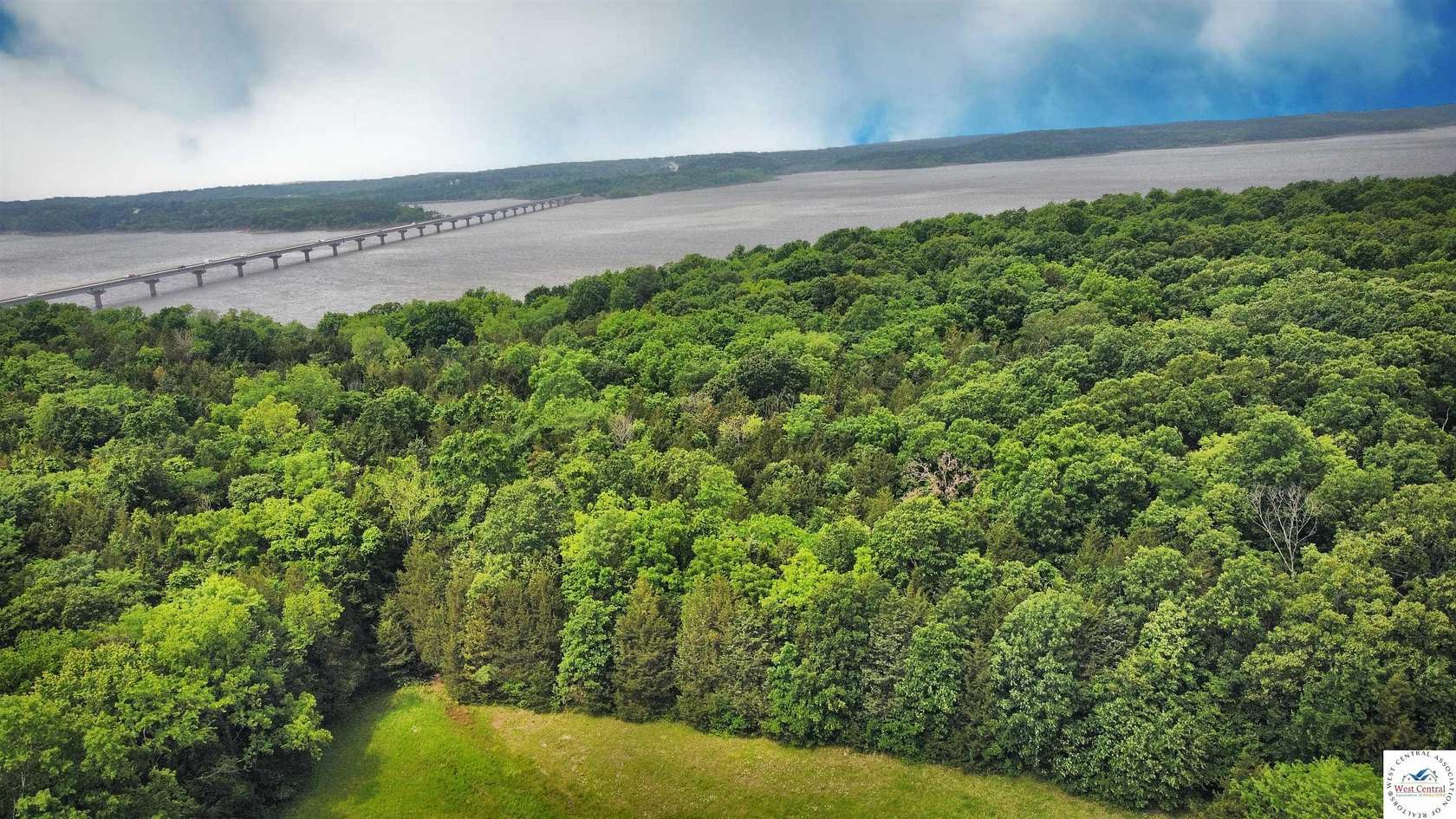 10 Acres of Recreational & Residential Land for Sale in Warsaw, Missouri