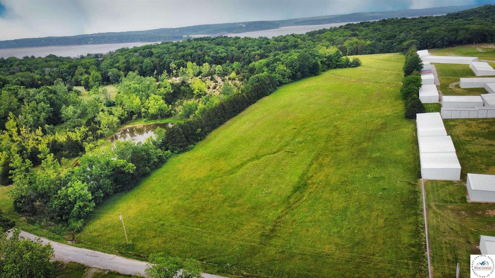 10 Acres of Recreational & Residential Land for Sale in Warsaw, Missouri