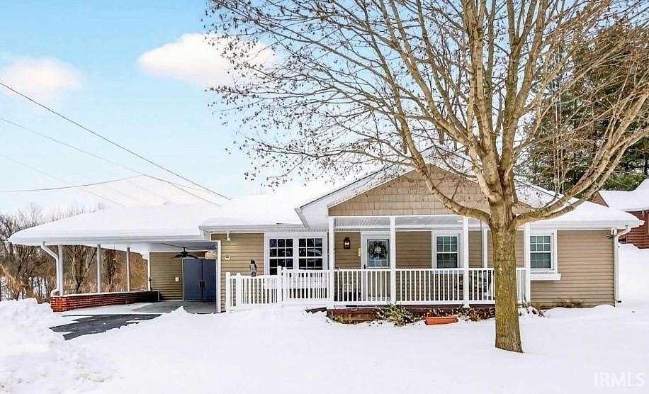 1.58 Acres of Residential Land with Home for Sale in Bedford, Indiana