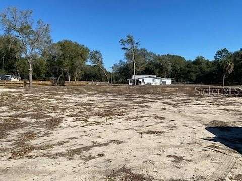 2 Acres of Residential Land with Home for Sale in Ocklawaha, Florida