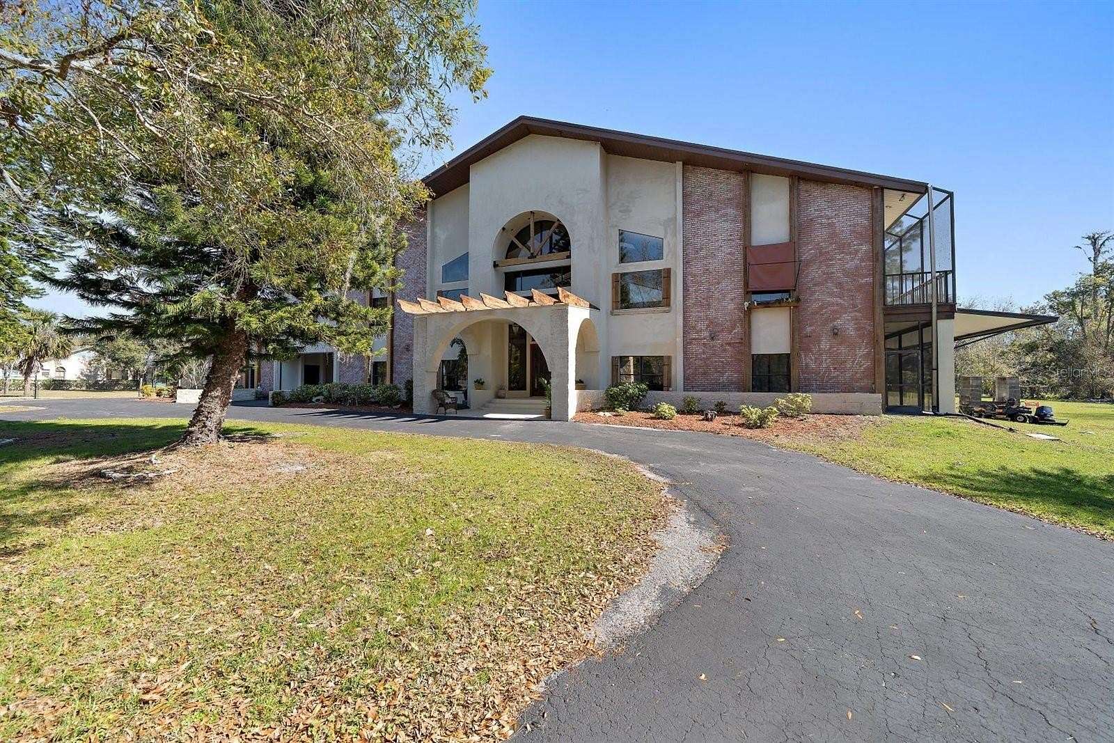 10.7 Acres of Land with Home for Sale in Odessa, Florida