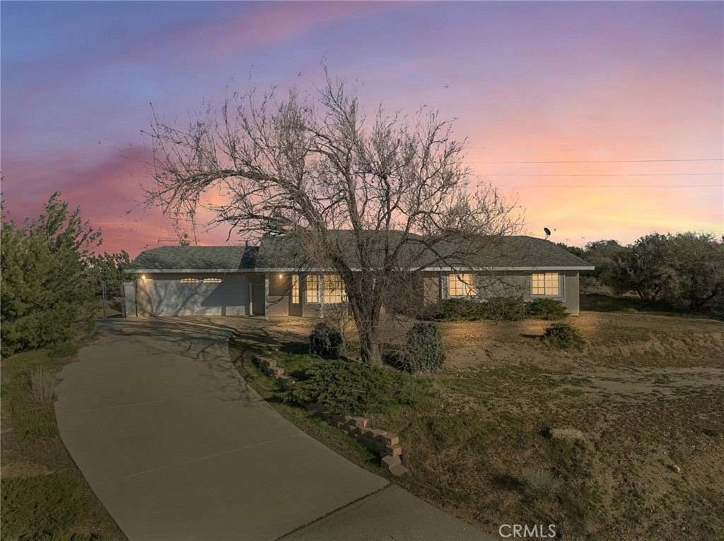 1.52 Acres of Land with Home for Sale in Hesperia, California