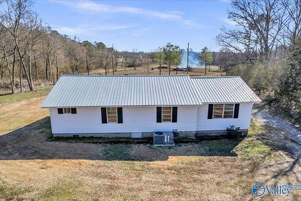 5 Acres of Land with Home for Sale in Grove Oak, Alabama