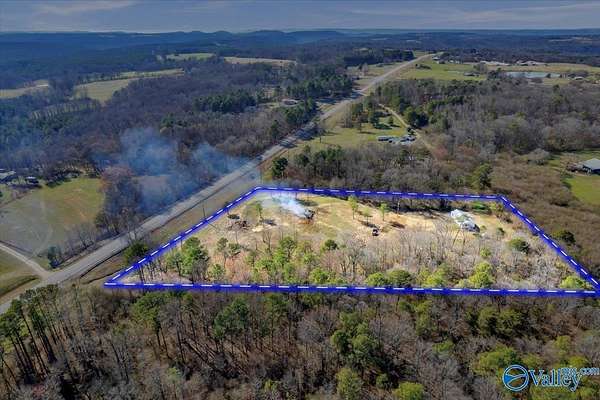 5 Acres of Land with Home for Sale in Grove Oak, Alabama