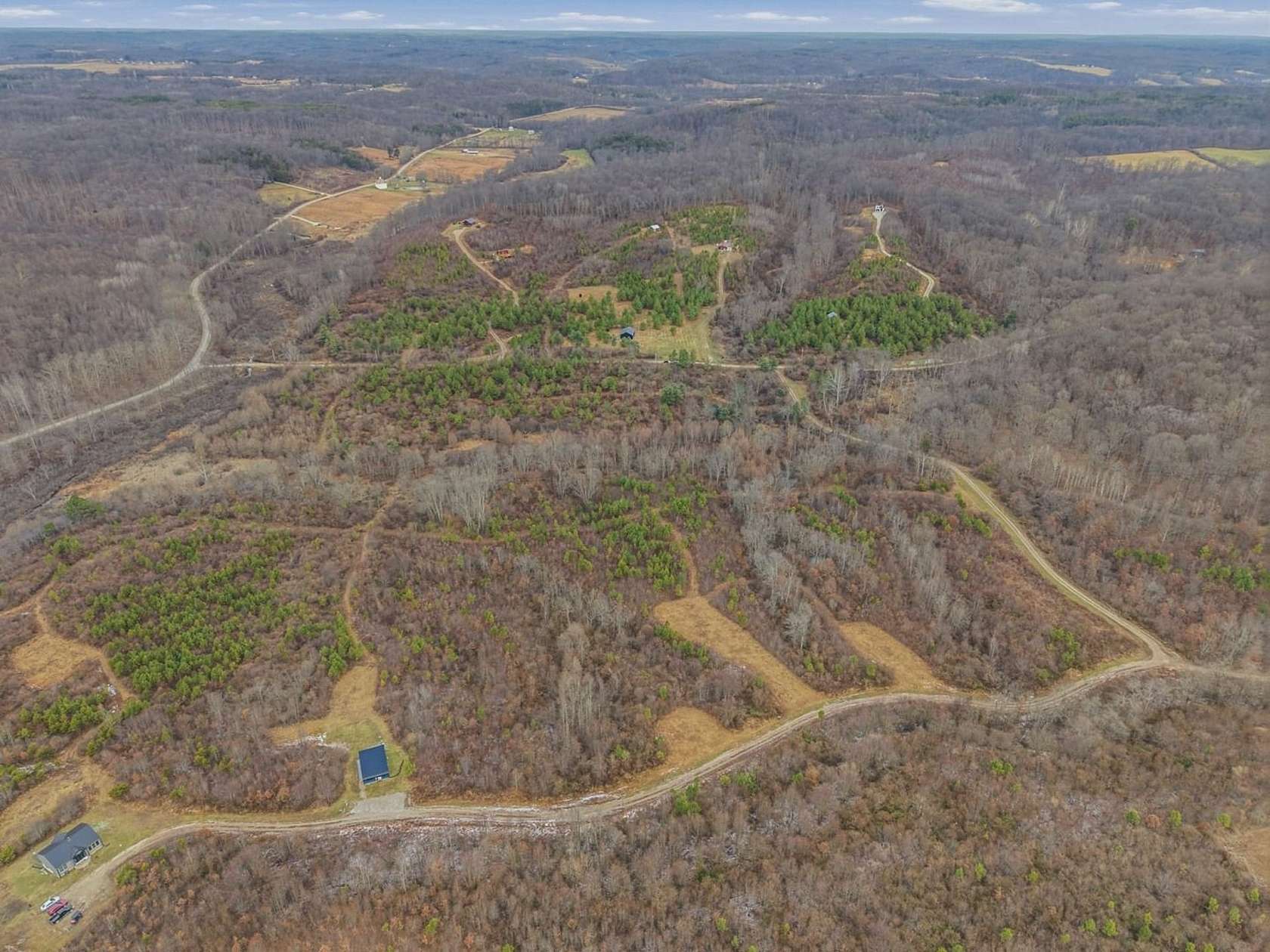 14.5 Acres of Recreational Land for Sale in New Plymouth, Ohio