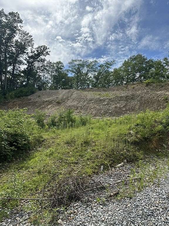 0.64 Acres of Residential Land for Sale in Auburn, Massachusetts