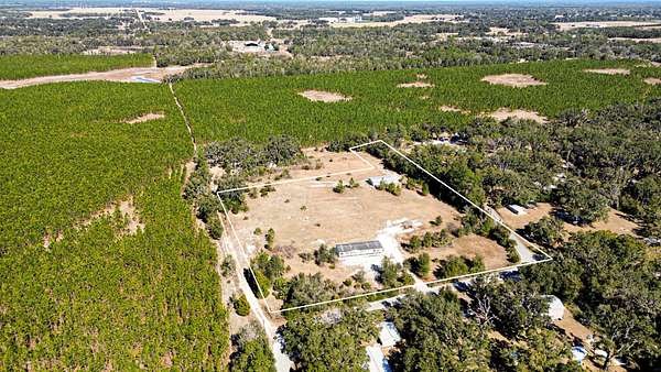 5.6 Acres of Land for Sale in Old Town, Florida