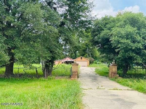 1.1 Acres of Land for Sale in Washington, Louisiana