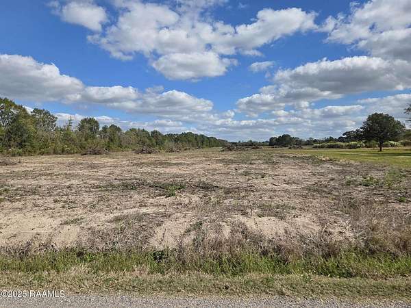 13.7 Acres of Recreational & Residential Land for Sale in Scott, Louisiana