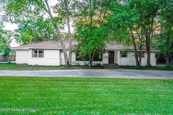 2 Acres of Land with Home for Sale in Opelousas, Louisiana