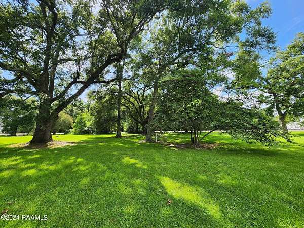 2.53 Acres of Residential Land for Sale in Abbeville, Louisiana