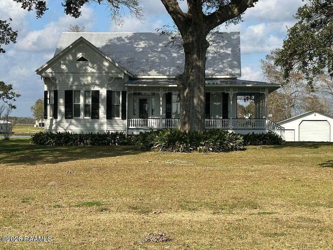 2.9 Acres of Land with Home for Sale in Franklin, Louisiana