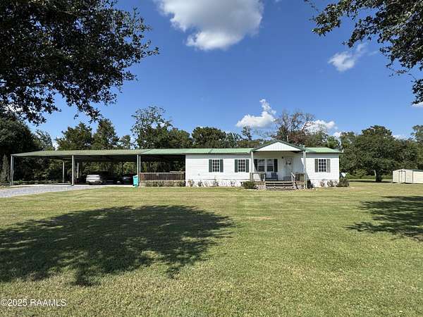 4 Acres of Land with Home for Sale in Washington, Louisiana