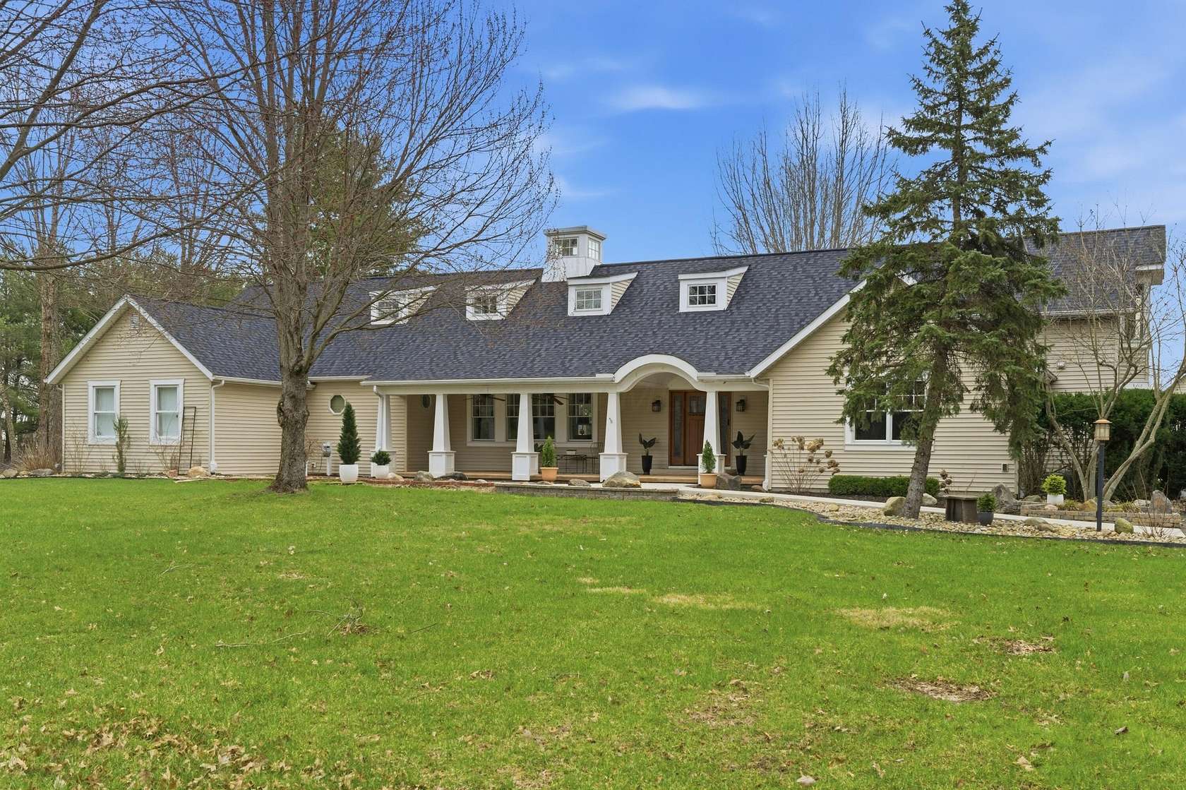 8.6 Acres of Land with Home for Sale in Galena, Ohio