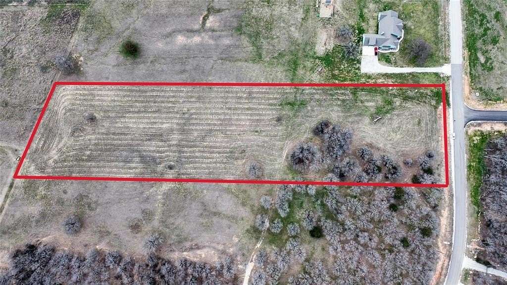 5 Acres of Residential Land for Sale in Alvord, Texas