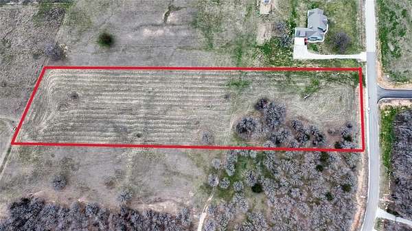 5 Acres of Residential Land for Sale in Alvord, Texas