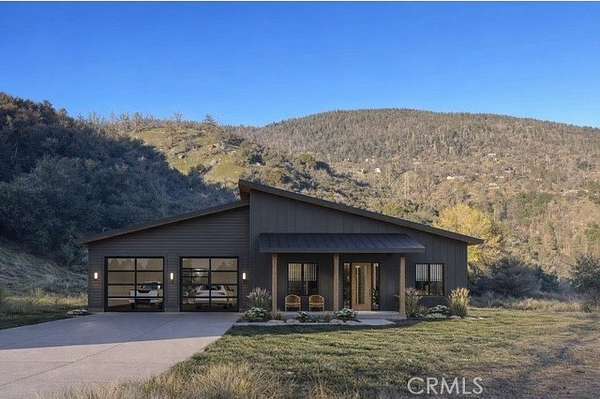 14.7 Acres of Land for Sale in Tehachapi, California