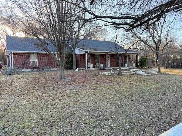 1.85 Acres of Residential Land with Home for Sale in Iredell, Texas