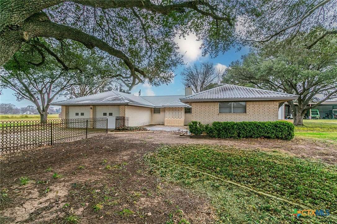 18.4 Acres of Land with Home for Sale in Little River-Academy, Texas