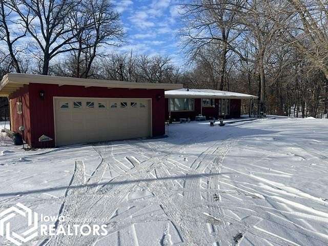 4.8 Acres of Residential Land with Home for Sale in Belmond, Iowa