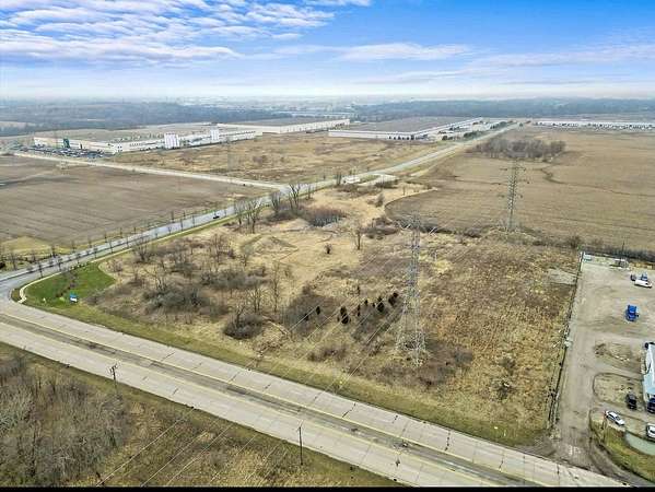 5.75 Acres of Commercial Land for Sale in Sauk Village, Illinois