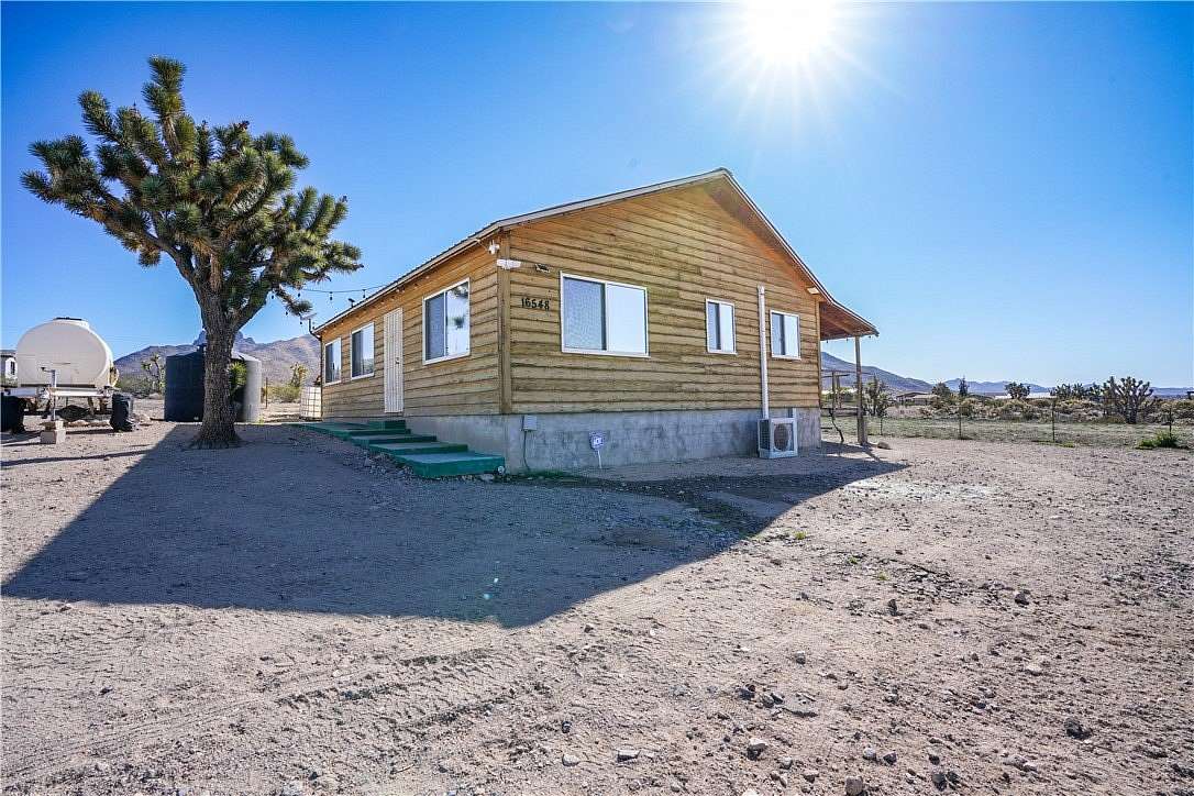 2.14 Acres of Residential Land with Home for Sale in Dolan Springs, Arizona